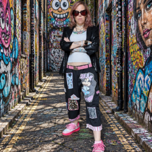 MINNIE GOES WILD - Image 3